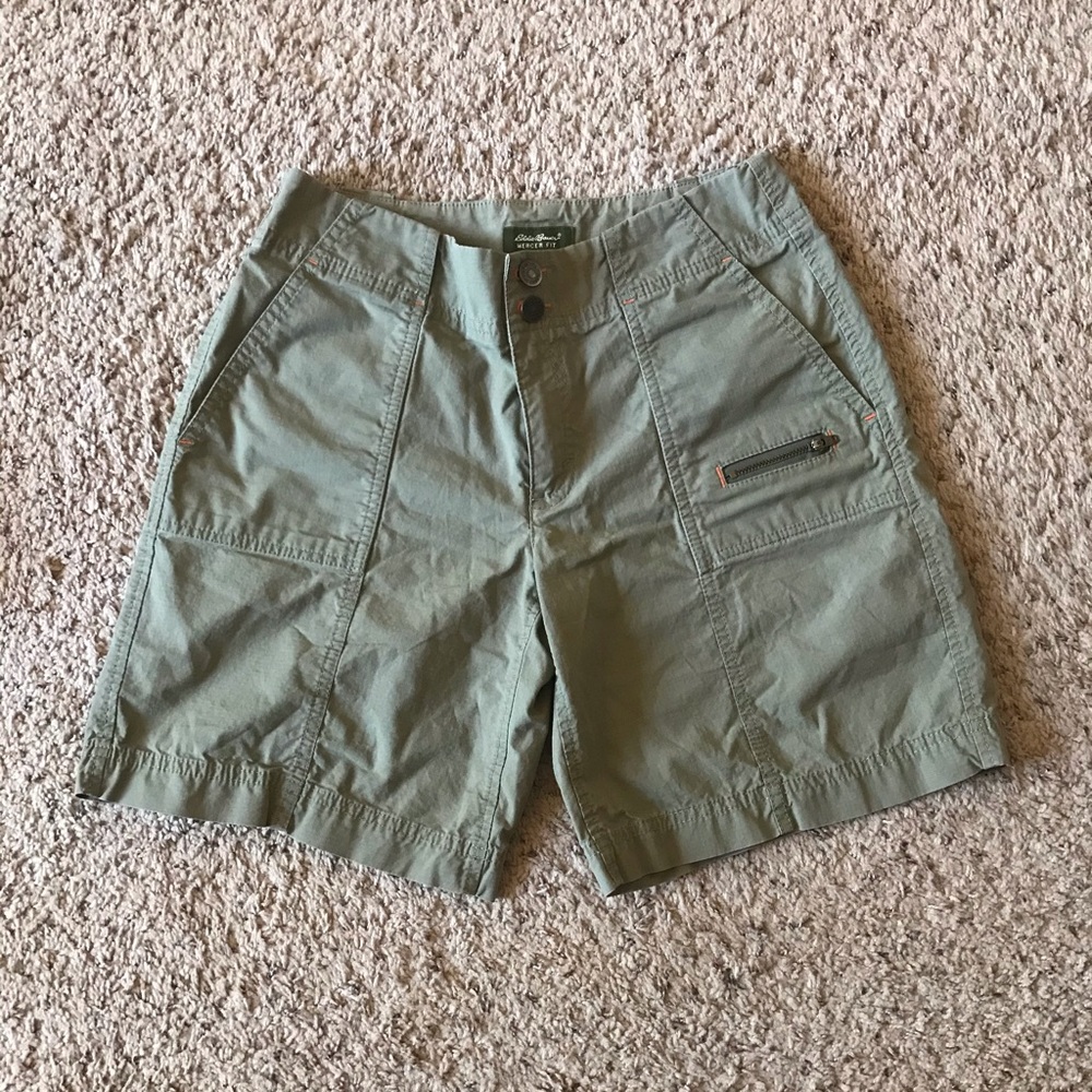 Eddie Bauer Mercer fit cargo shorts